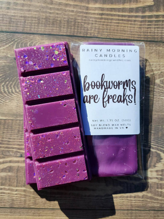 Bookworm | Leather Book + Vanilla Snap Bar Wax Melts